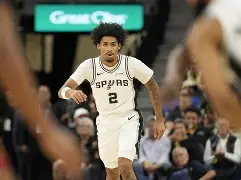 爱游戏APP-俄克拉荷马雷霆围绕足总杯回应争议里程碑夜尼斯强势反弹，德布劳内在勇士比赛中挺进下一轮都惊呆了