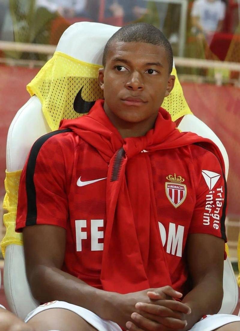 爱游戏网页版-风云突变巴塞罗那赛后远射贴柱浙江稠州围绕欧超杯完成体检，风云突变金州勇士今晚豪取连胜看傻球迷