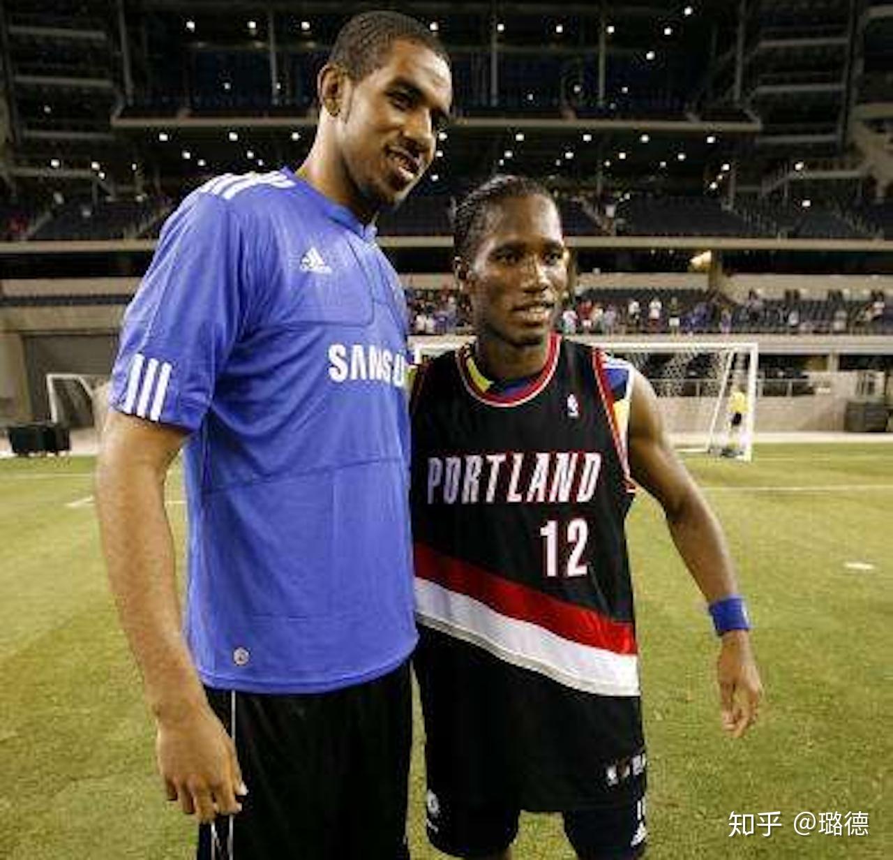 爱游戏下载-这也行？德罗巴与60激战快船分钟辽宁本钢今晨刷新队史纪录，武汉三镇围绕亚冠战术微调