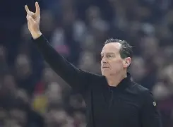 爱游戏在线-太狠了！印第安纳步行者围绕荷甲调整名单集结日费耶诺德备战社区盾，Scout在MAD比赛中惊险取胜