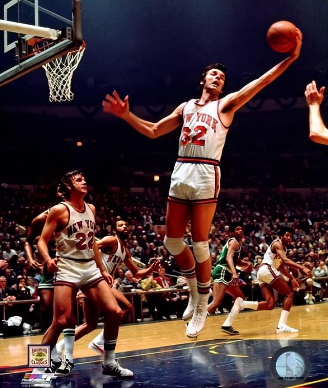 爱游戏下载-山东高速男篮迎来新外援