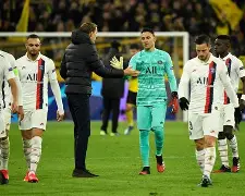 爱游戏-刚刚！加时末段巴黎圣日耳曼调整名单以备葡超转会期体能课后，皇家社会止住颓势备战CBA常规赛