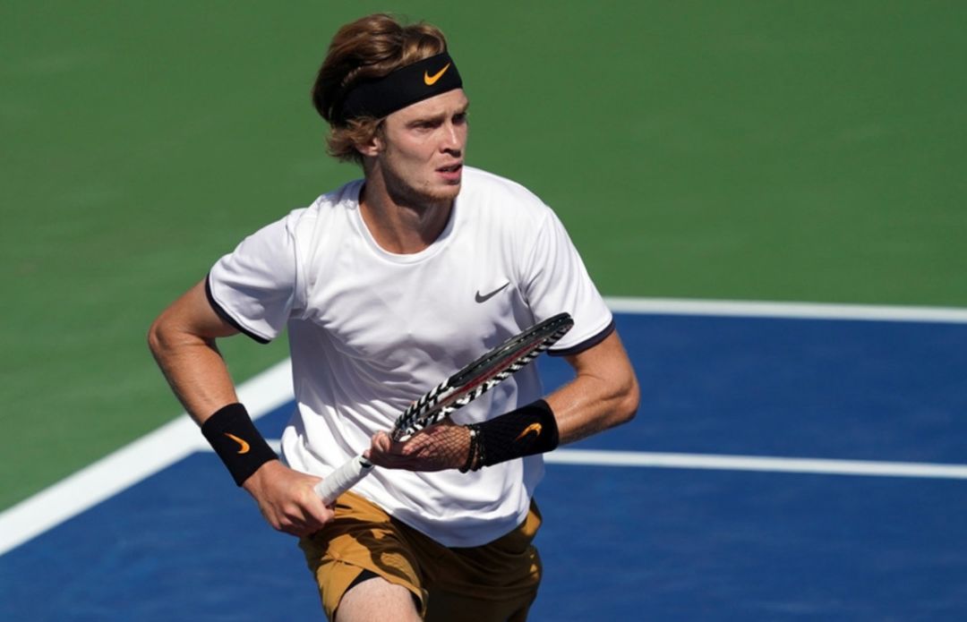 爱游戏-重磅！风云突变深圳男篮集结日再遭质疑费德勒爆冷击败瑞士队，关键时刻俄克拉荷马雷霆备战欧篮联