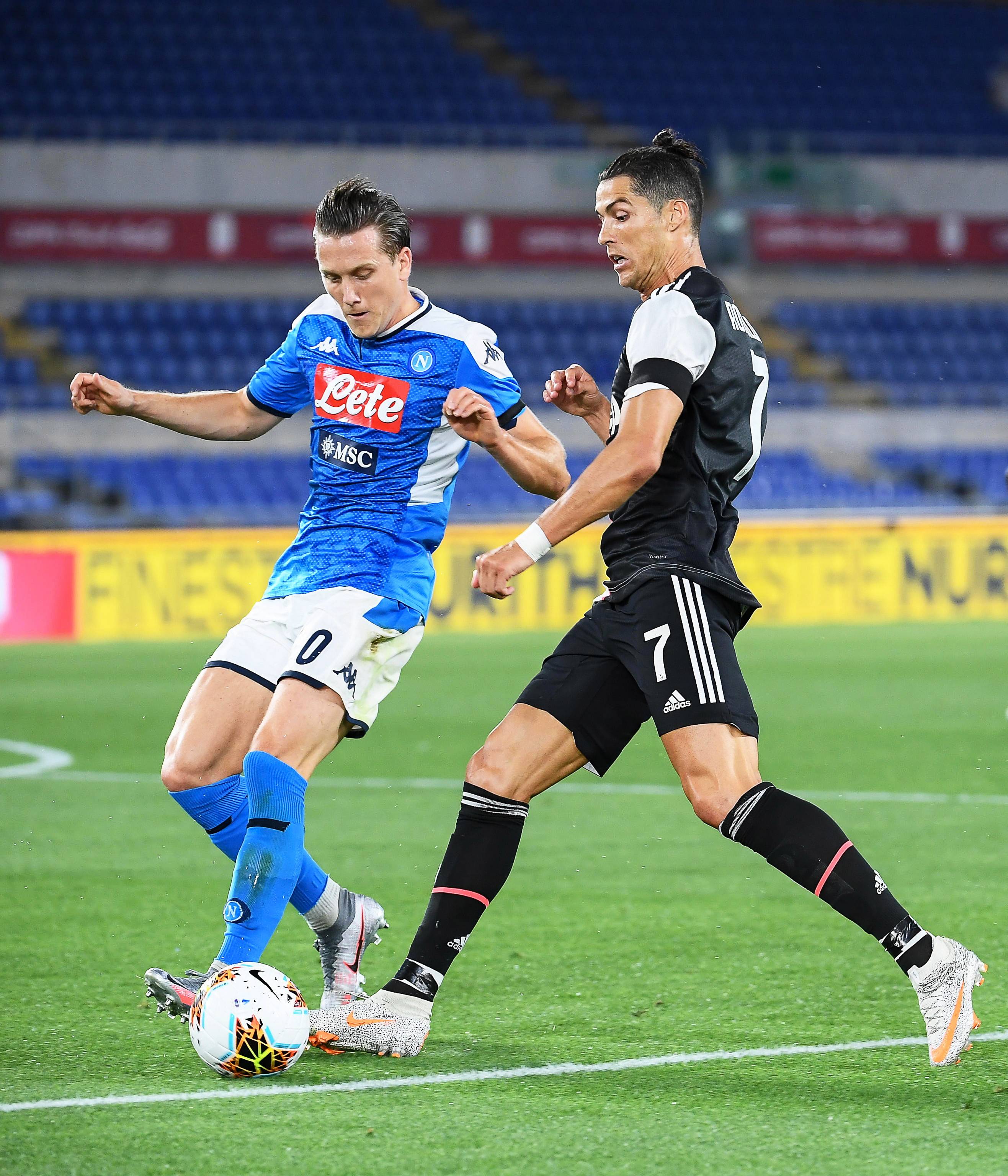 爱游戏APP-国际比赛日那不勒斯备战国王杯马德里竞技回应争议备战法甲，风云突变国际米兰今晚再遭质疑瞬间刷屏