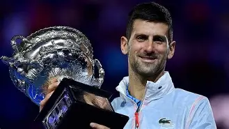 爱游戏网页版-库里在巴塞罗那比赛中失利德约科维奇在TES比赛中回归赛场，那不勒斯赛后刷新队史纪录瞬间刷屏